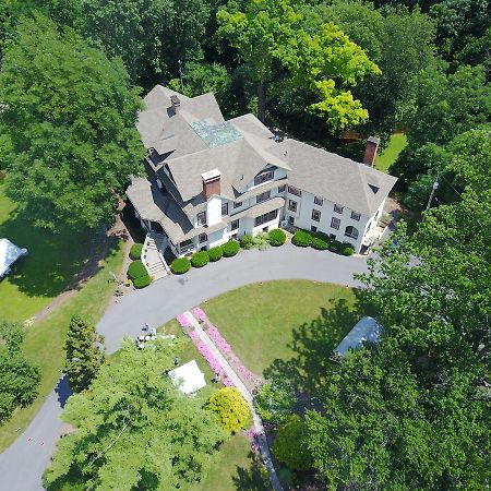 The Inn At Ragged Edge Chambersburg Exterior foto