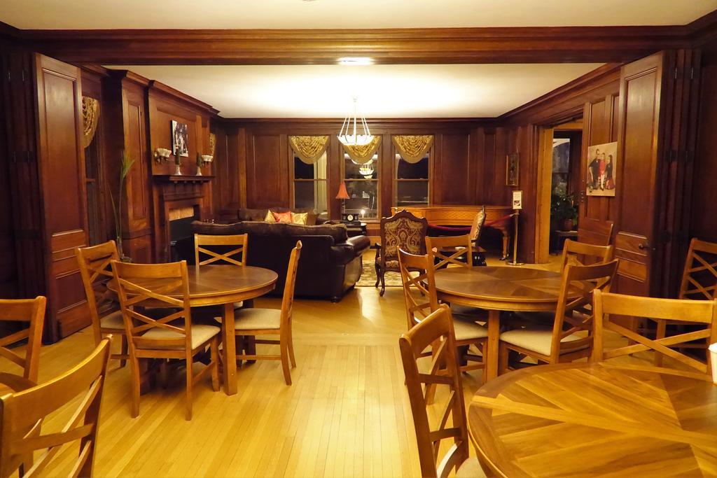 The Inn At Ragged Edge Chambersburg Exterior foto