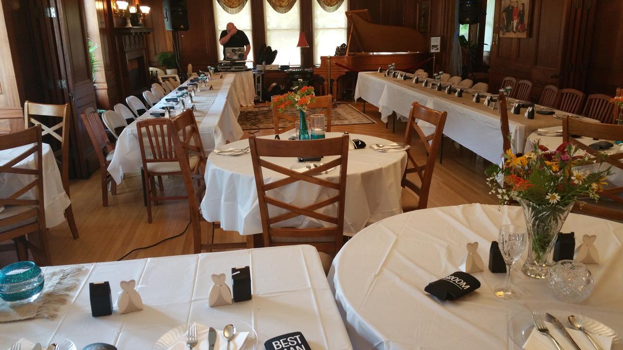 The Inn At Ragged Edge Chambersburg Exterior foto